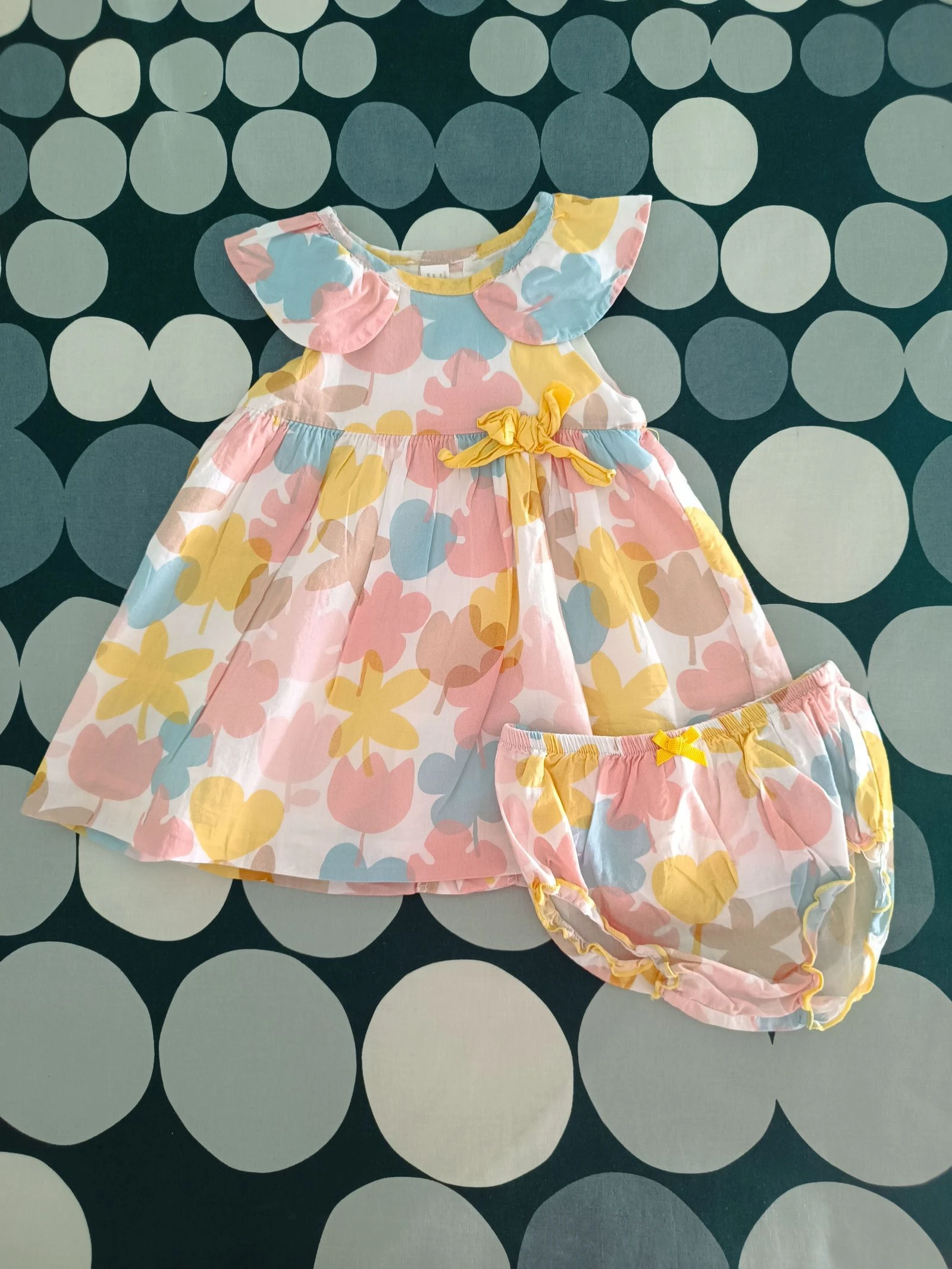 Vestido colorido da Mayoral 4-6 meses